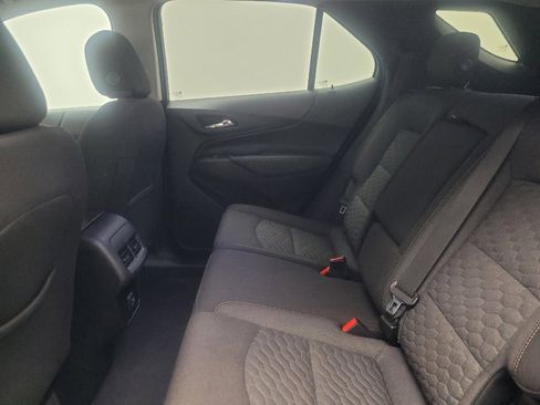 Used 2019 Chevrolet Equinox LT image 18