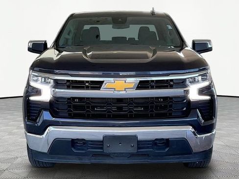 Used 2023 Chevrolet Silverado 1500 LT AWD/4WD image 2