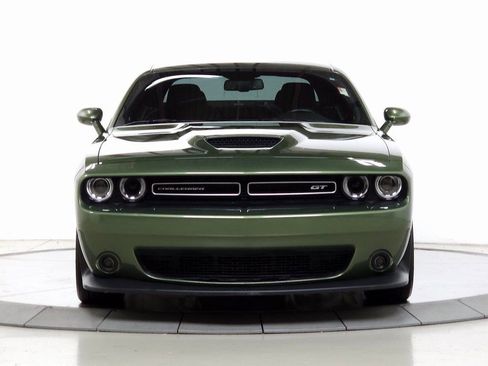 Used 2022 Dodge Challenger GT image 2