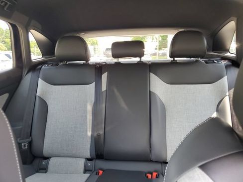 Certified 2025 Volkswagen ID.4 Pro RWD image 11