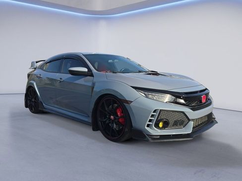 Used 2019 Honda Civic Type R image 7