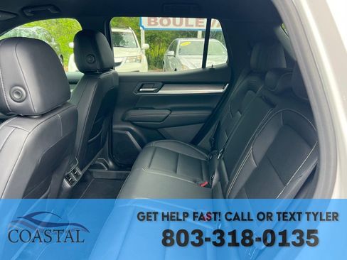 Used 2026 GMC Terrain Elevation w/ Elevation Premium Package FWD image 13