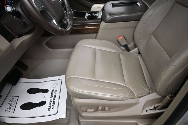Used 2019 Chevrolet Suburban LT AWD/4WD image 15