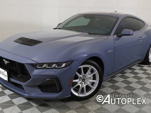 Used 2025 Ford Mustang GT Premium RWD image 1