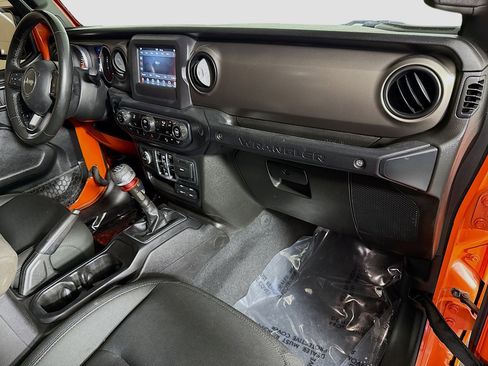 Used 2018 Jeep Wrangler Unlimited Sport S image 30