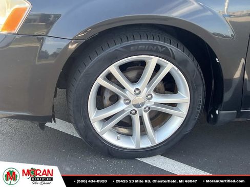 Used 2011 Dodge Avenger Heat FWD image 9