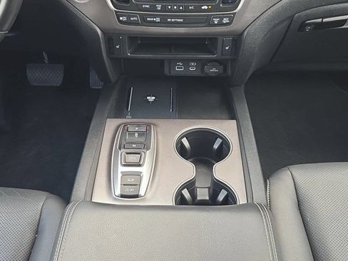 Used 2025 Honda Ridgeline RTL image 17