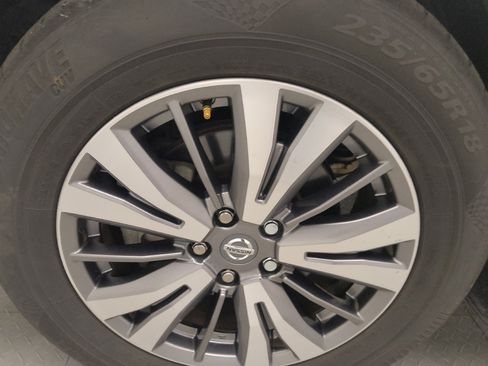 Used 2019 Nissan Pathfinder SV AWD/4WD image 31