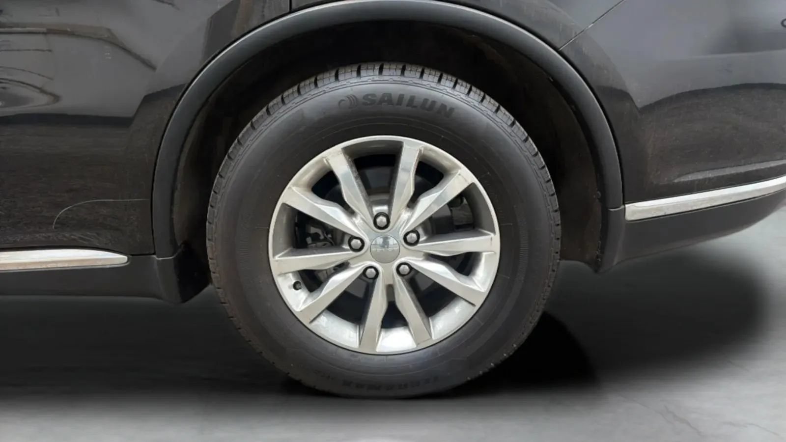 Used 2015 Dodge Durango Limited RWD image 25