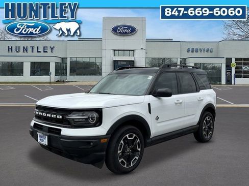 Used 2024 Ford Bronco Sport Outer Banks w/ Tech Package AWD/4WD image 1
