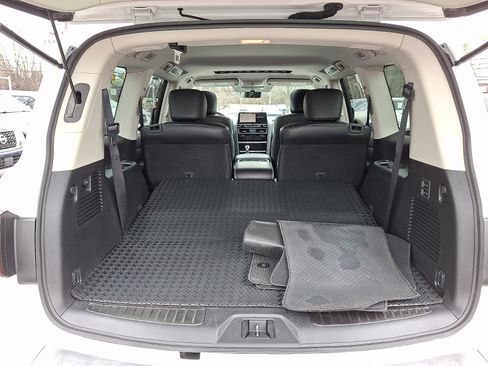 Used 2022 INFINITI QX80 Premium Select w/ Cargo Package image 29