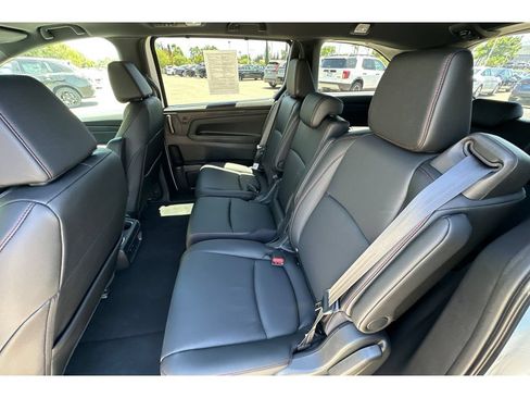 Used 2026 Honda Odyssey Sport-L image 14