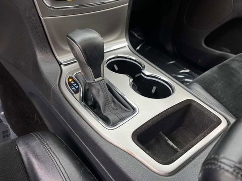 Used 2018 Jeep Grand Cherokee Altitude image 32