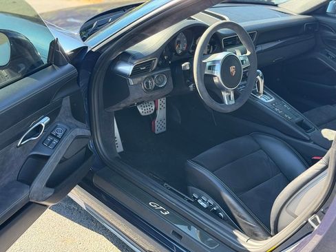 Used 2015 Porsche 911 GT3 RWD image 23