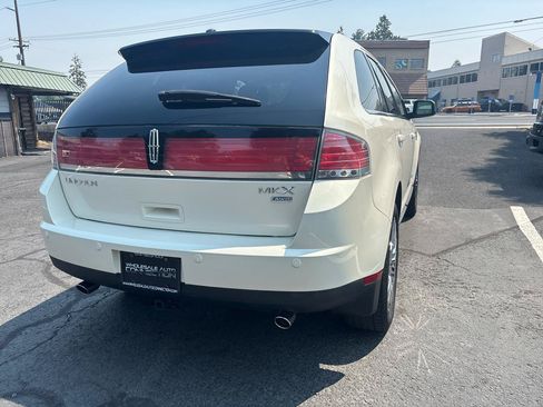 Used 2008 Lincoln MKX AWD image 5