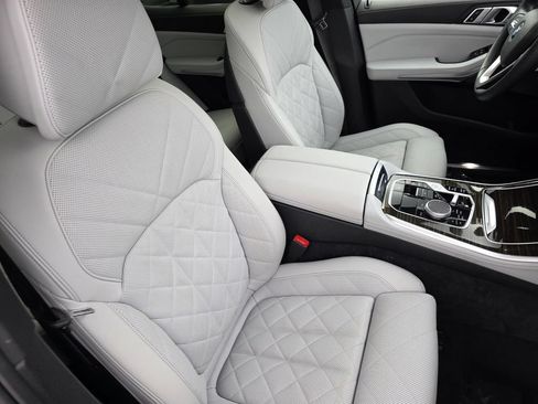 Certified 2024 BMW X5 sDrive40i w/ Premium Package RWD image 27