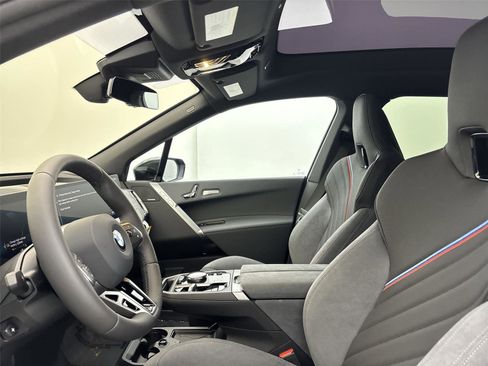 New 2026 BMW iX xDrive45 w/ M Sport Package image 24