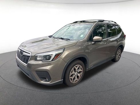 Used 2021 Subaru Forester Premium w/ Popular Package #1 AWD/4WD image 1