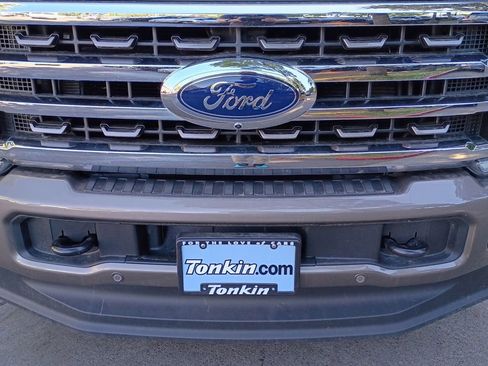 Used 2023 Ford F350 King Ranch AWD/4WD image 12