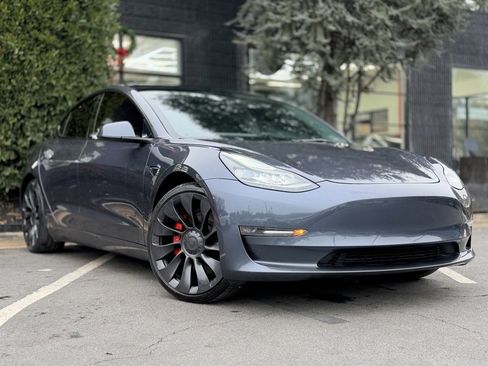 Used 2023 Tesla Model 3 Performance image 8