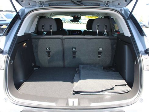 Used 2024 Chevrolet TrailBlazer LS w/ LS Convenience Package image 11