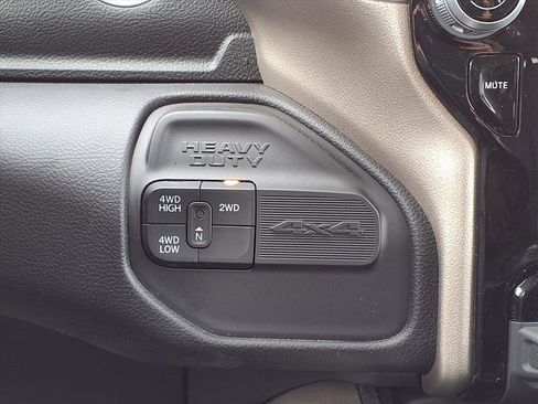 Used 2024 RAM 3500 Laramie image 18