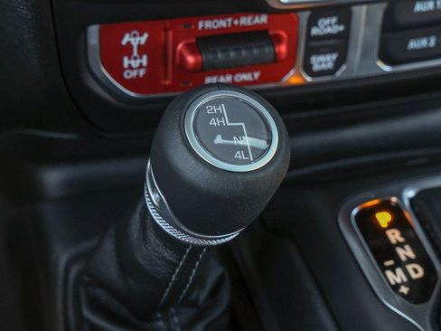 New 2026 Jeep Wrangler Unlimited Rubicon w/ Steel Bumper Group image 22