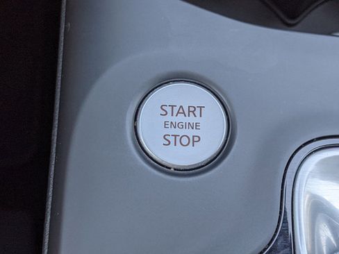 Used 2019 INFINITI QX50 Essential w/ Proactive Package image 30