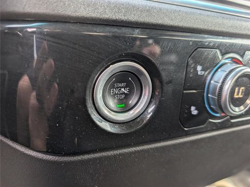 Used 2024 GMC Sierra 1500 SLE RWD image 24
