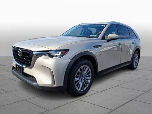 Certified 2024 MAZDA CX-90 3.3 Turbo w/ Preferred Plus AWD/4WD image 4