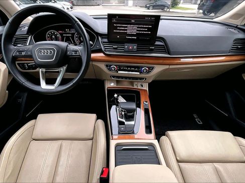 Used 2021 Audi Q5 Prestige w/ Prestige Package AWD/4WD image 15