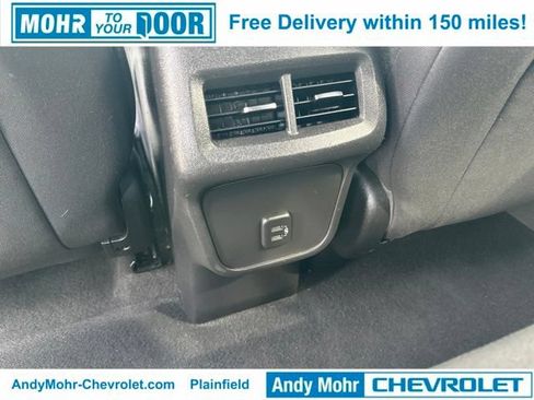 Used 2020 Chevrolet Equinox LT FWD image 21