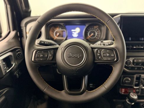 Used 2024 Jeep Wrangler Unlimited Sport AWD/4WD image 13