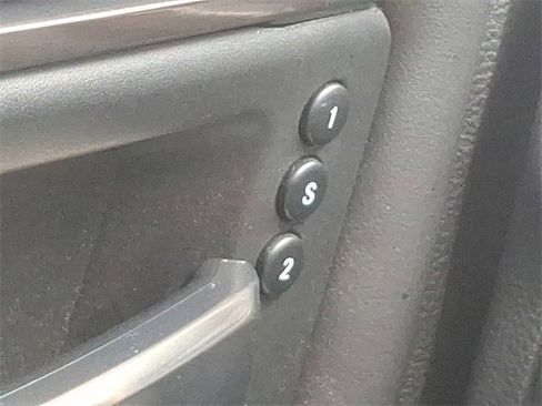 Used 2020 RAM 3500 Limited image 30