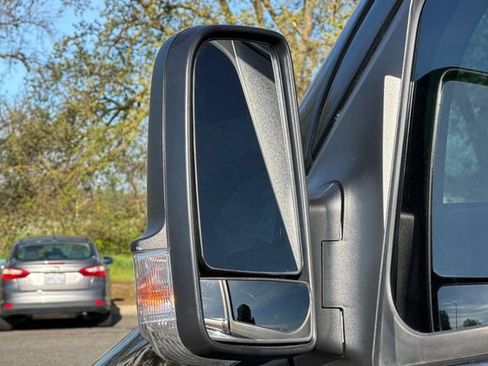 Used 2016 Mercedes-Benz Sprinter 3500 image 49