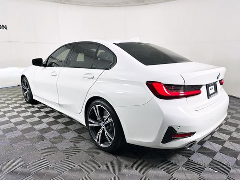 Used 2022 BMW 330i Sedan w/ Premium Package 2 image 5