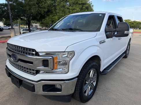 Used 2018 Ford F150 XLT w/ Equipment Group 302A Luxury RWD image 3