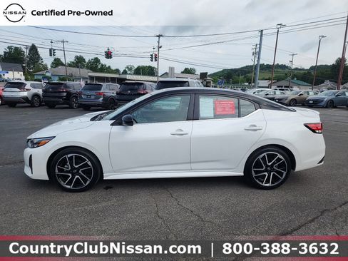 Certified 2024 Nissan Sentra SR w/ Lighting Package FWD image 5