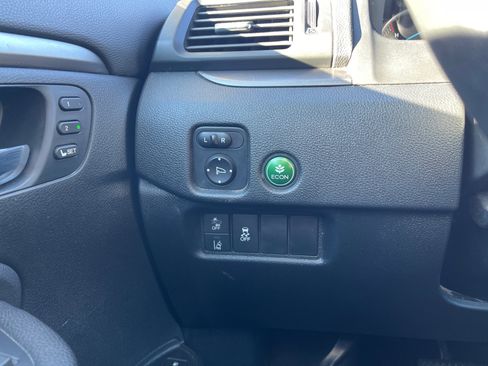 Used 2021 Honda Pilot EX-L image 18