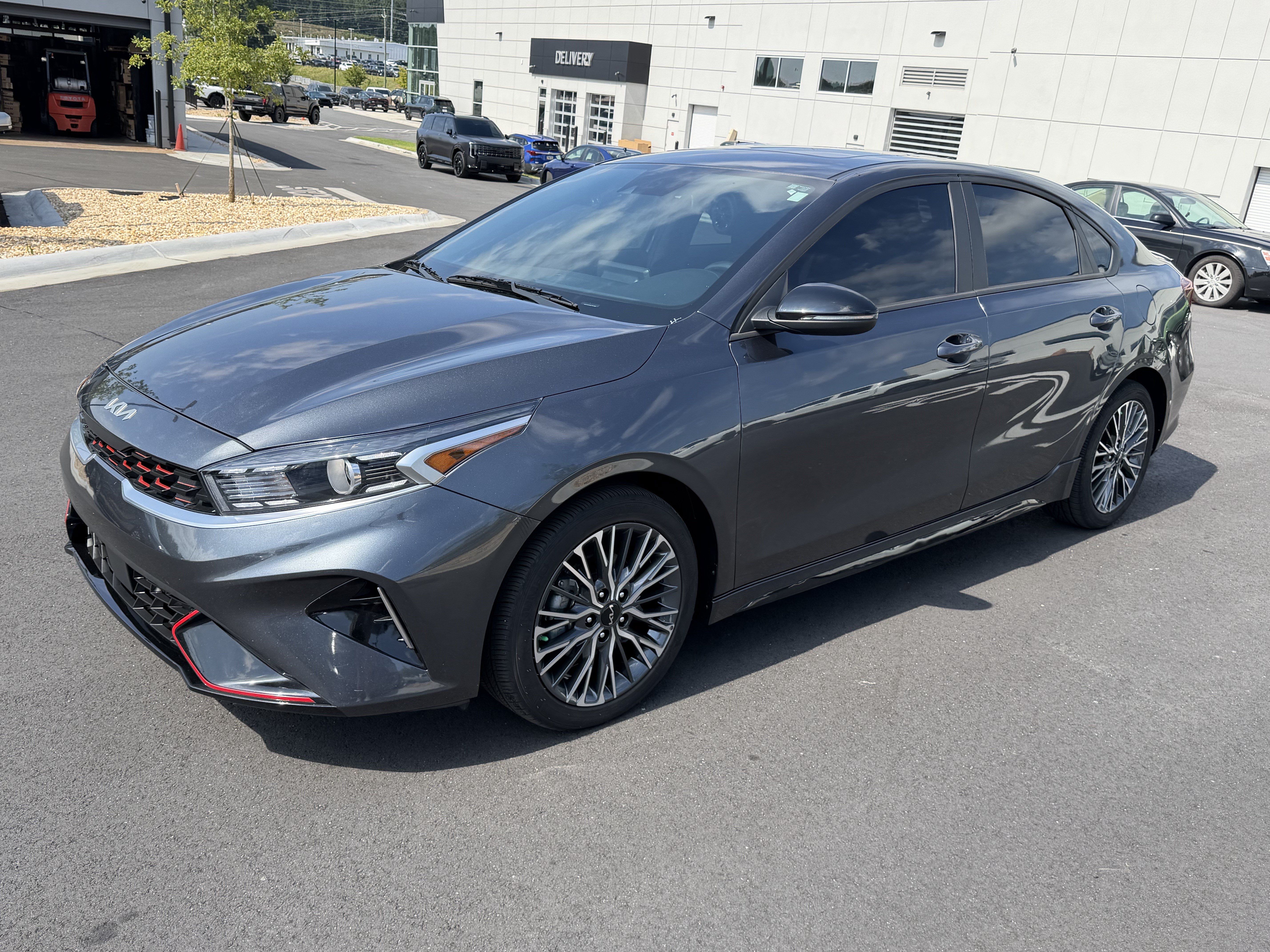 Used 2024 Kia Forte GT-Line w/ GT-Line Premium Package FWD image 3