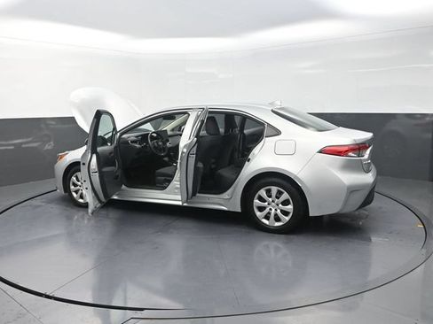 Used 2024 Toyota Corolla LE FWD image 43