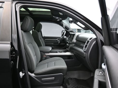 Used 2020 RAM 1500 Big Horn image 12