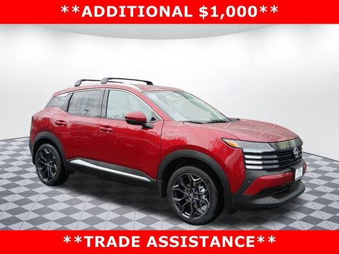 New 2025 Nissan Kicks SR image 1