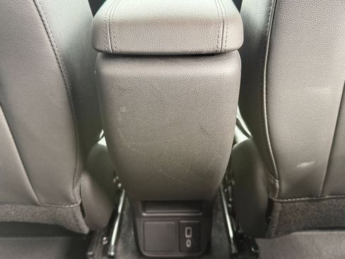 Used 2025 Buick Encore GX Preferred FWD image 23