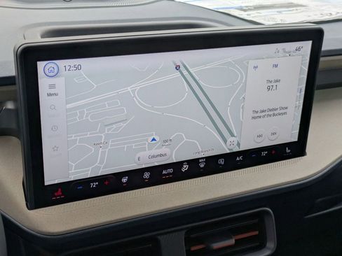 New 2025 Ford Maverick Lariat image 4