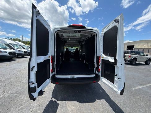 New 2026 Ford Transit 250 148 Medium Roof w/ Load Area Protection Package RWD image 20