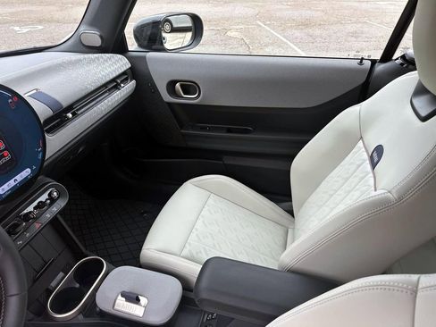 Certified 2025 MINI Cooper S image 26