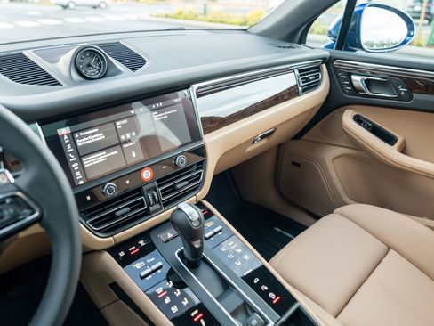 New 2026 Porsche Macan S AWD/4WD image 17