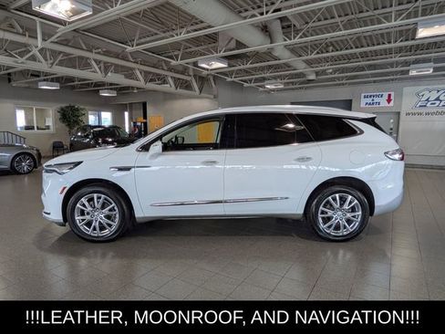 Used 2023 Buick Enclave Essence w/ Experience Buick Package image 5