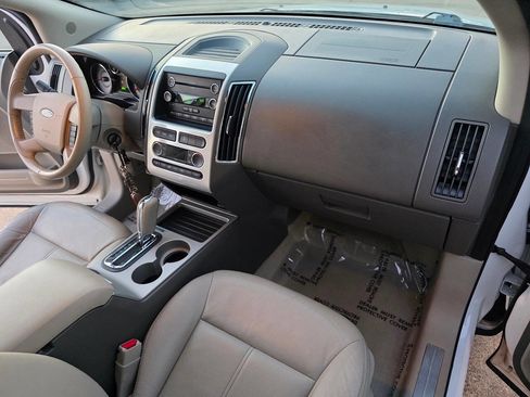 Used 2010 Ford Edge Limited image 28